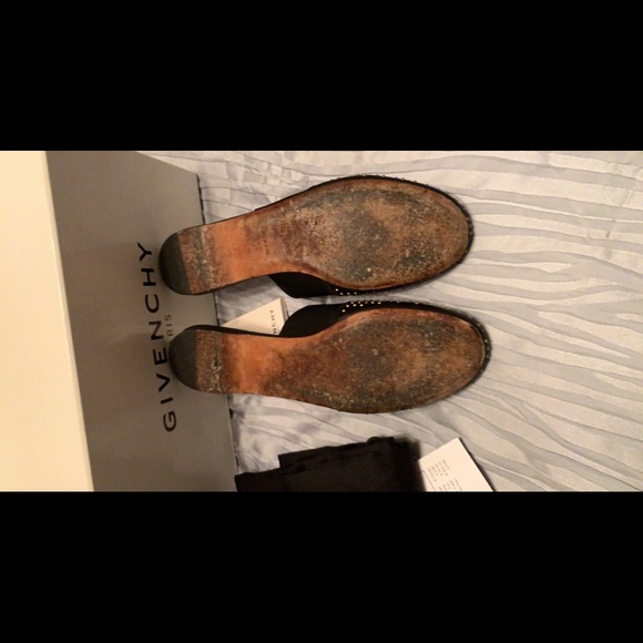 Givenchy leather stud mules slides 38.5 - Picture 4 of 4